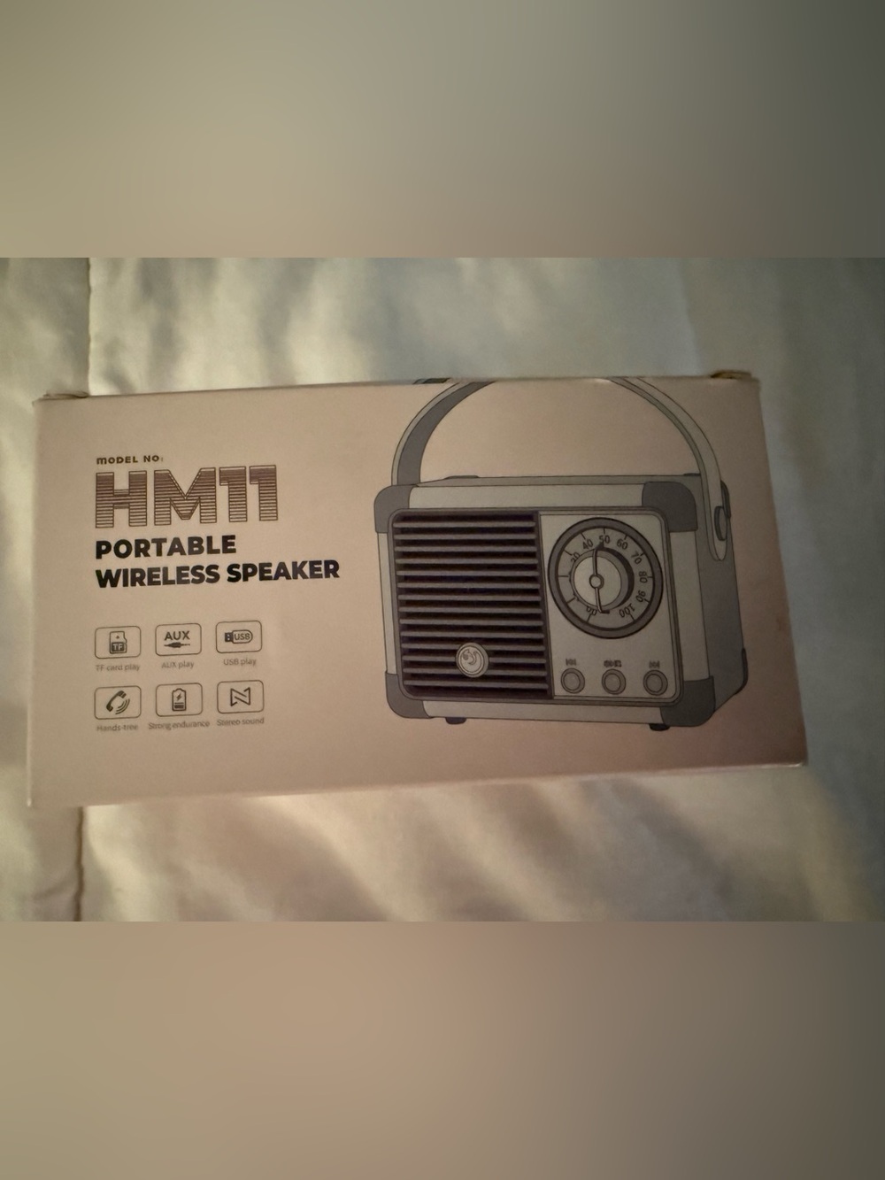 Retro Portable Wireless Speaker in blue/green